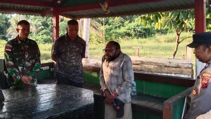 Hendak Melintasi Perbatasan RI-PNG, Anggota OPM Dicegat Pasukan Yonif 132/BS