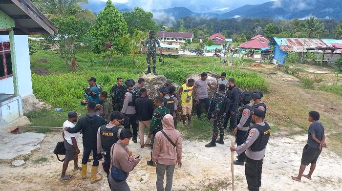 Diancam KKB, Nakes Nusantara di Papua Barat Dievakuasi ke Sorong