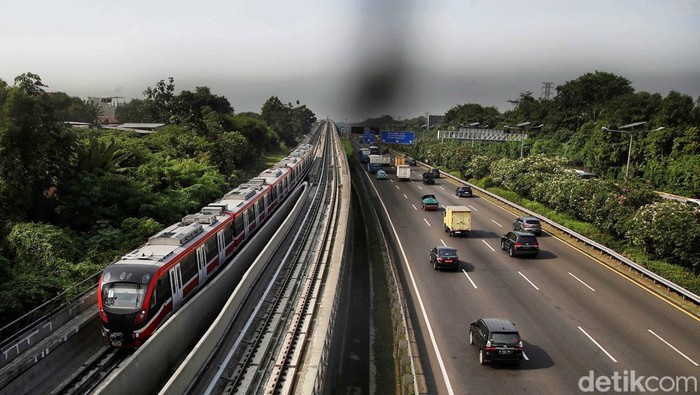 Uji Coba LRT Jabodebek dengan Penumpang Dimulai 12 Juli, Tarif Rp 1