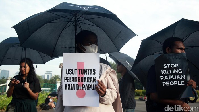aksi-kamisan-ke-776-soroti-kasus-pelanggaran-ham-di-papua