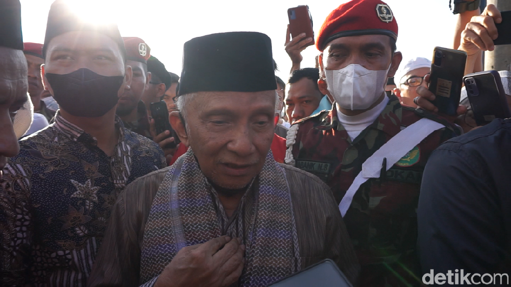 Amien Rais Sebut Ponpes Al-Zaytun Produksi Orde Baru