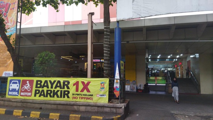  Viral 'Bayar 2 Kali', Juru Parkir di Blok M Dipecat! 