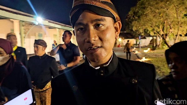 Gibran soal Pertemuan PDIP di Semarang: Yang Ingusan Nggak Diundang !