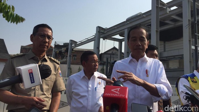 Jokowi Bakal Groundbreaking Proyek LRT Jakarta Rute Velodrome-Manggarai