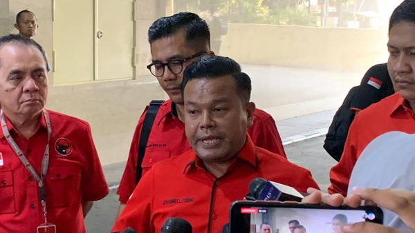 Bakal Cabut Laporan, PDIP Kini Setuju Rocky Gerung soal 'Bajingan Tolol'