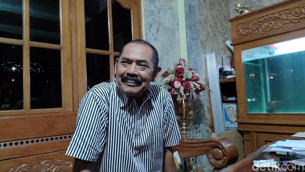 FX Rudy Akan Kembali Bawa Foto Ganjar ke Gunung Sinai