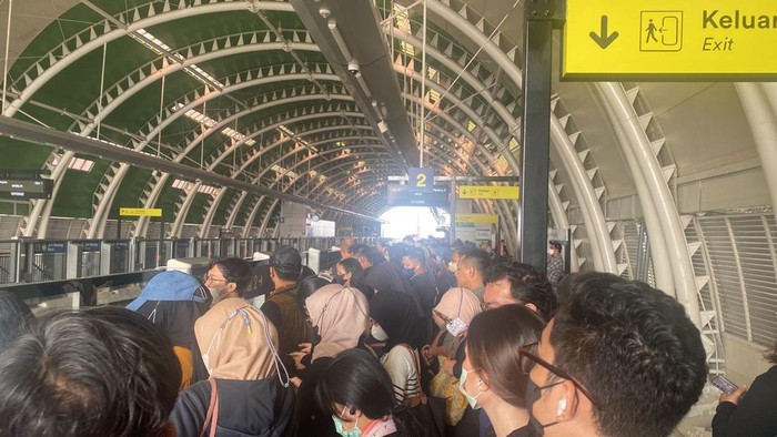 LRT Jabodebek Jalur Bekasi Gangguan, KAI Ungkap Biang Keroknya