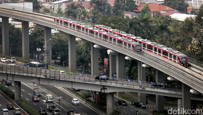 18 Rangkaian LRT Masuk Bengkel Gegara Roda Aus, Begini Penjelasan Kemenhub