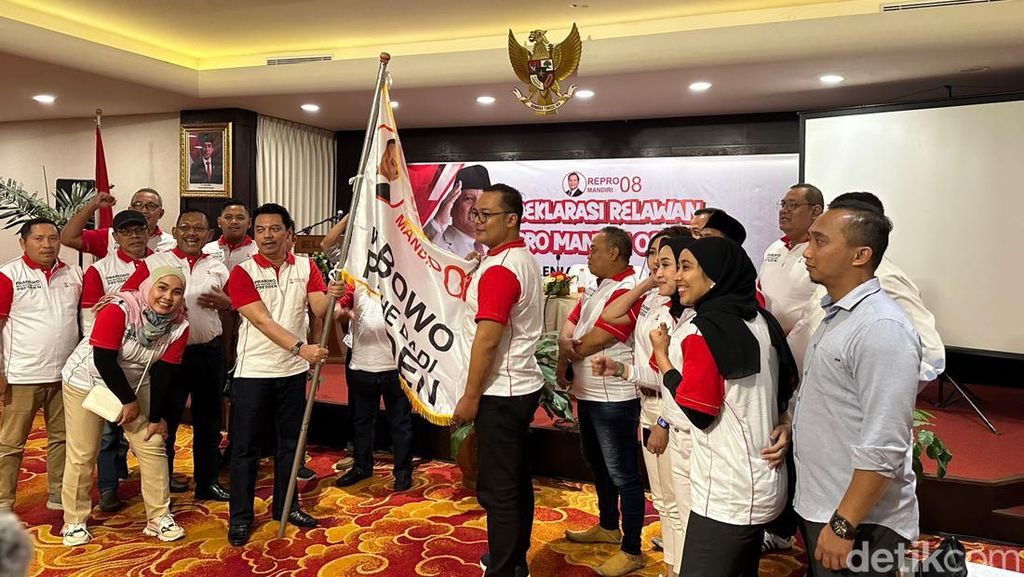 Relawan Ingin Prabowo Gandeng Gibran Cawapres, Yenny Wahid Ketua Timses