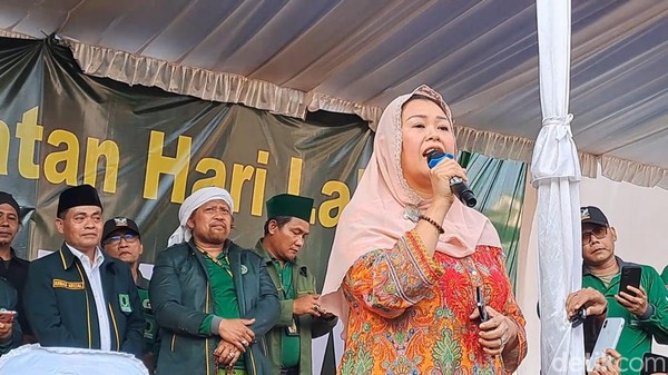 Blak-blakan Yenny Wahid Arah Dukungan 2024 Tinggal Prabowo atau Ganjar