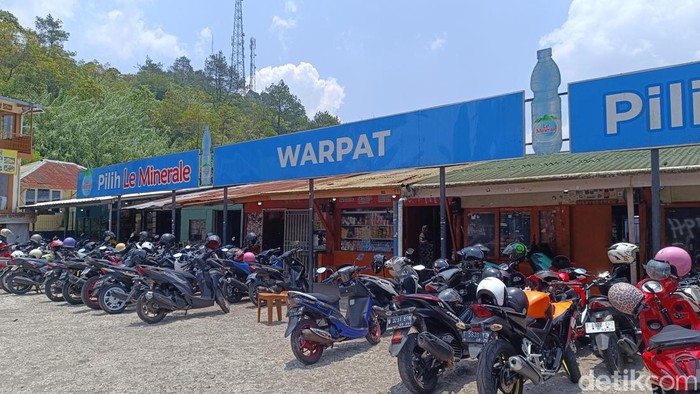 Polisi Pastikan Parkir Viral '100 Ribu 2 Mobil' di Warpat Puncak Parkir Liar