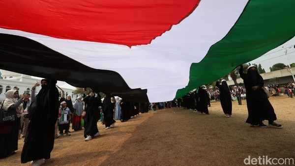 Aksi Bela Palestina di Masjid Agung Al-Azhar Jakarta