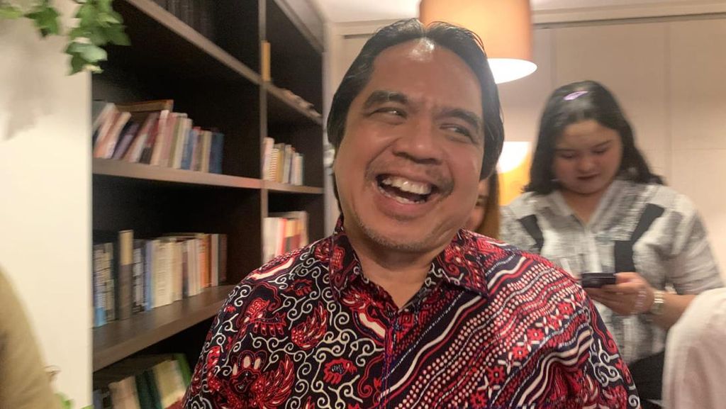 Ade Armando Ngaku Dapat Support Penuh Kaesang di Kasus PDIP Gugat Rp 200 M