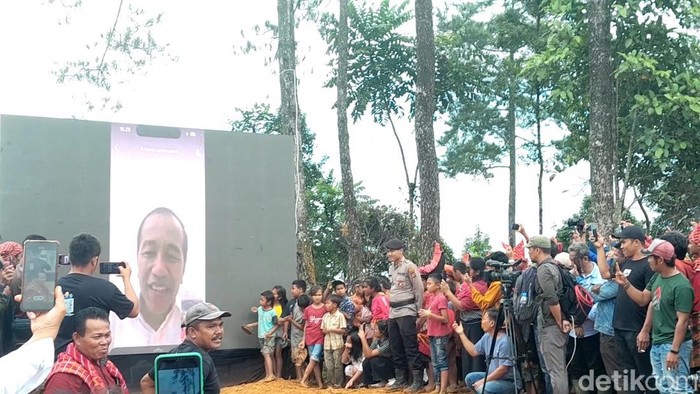 Jokowi Senang Warga LMD Bangun Patung Dirinya: Terima Kasih, Mejuah-juah
