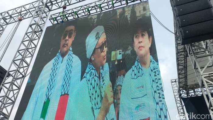 Menyentuh, Menlu Baca Puisi 'Palestina Saudaraku' di Aksi Bela Palestina