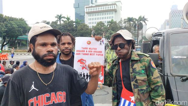 Timnas AMIN Janji Tarik Tentara dari Papua, dengan Catatan...