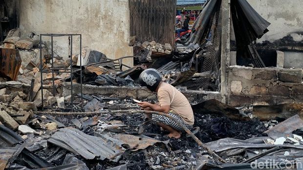 Pengantar Jenazah Lukas Enembe Bakar 25 Ruko, Korban Tuntut Ganti Rugi