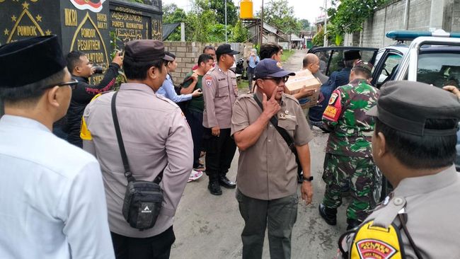Puluhan Santri Gus Samsudin di Blitar Dipulangkan Imbas Status Tersangka