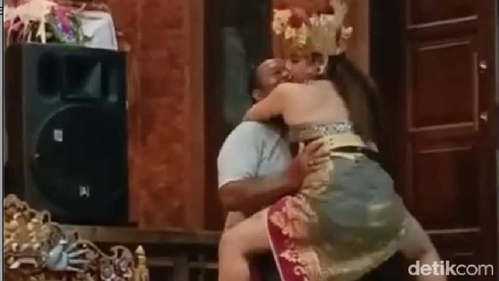 Pemprov Bali Godok Aturan Joged Bumbung, Penari Erotis Bisa Disanksi