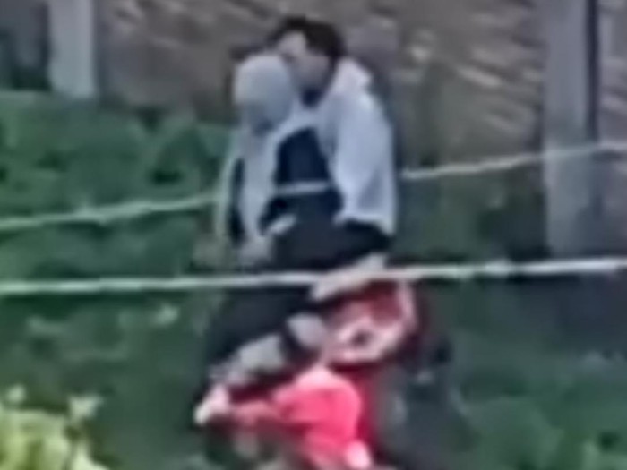 Viral Sejoli Mesum Depan Anak di Taman Semeru Probolinggo
