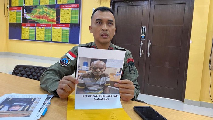 Polisi Tangkap Pria Lansia Pemasok Senjata Api ke OPM di Jayapura