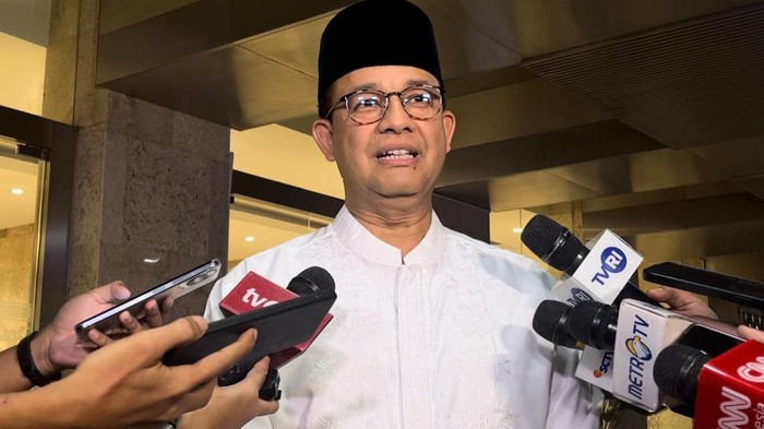 anies-demokrasi-indonesia-di-persimpangan-krusial-nasibnya-ditentukan-dpr