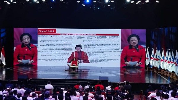 Megawati: Mau Ambil Saya Nggak Berani, Jadi Sasarannya Sekeliling Saya!