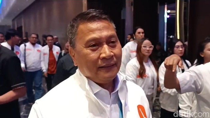 PKS Puji Luhut Orang yang Responsif, Anggap Wajar Diberi 2 Jabatan