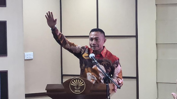 Cara Dharma Atasi Macet Jakarta: Tak Ada Lagi Lampu Merah-Cabut Separator 