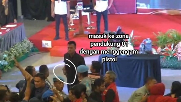 Aksi Walpri Masinton Pasaribu Diduga Keluarkan Pistol saat Debat Pilbup