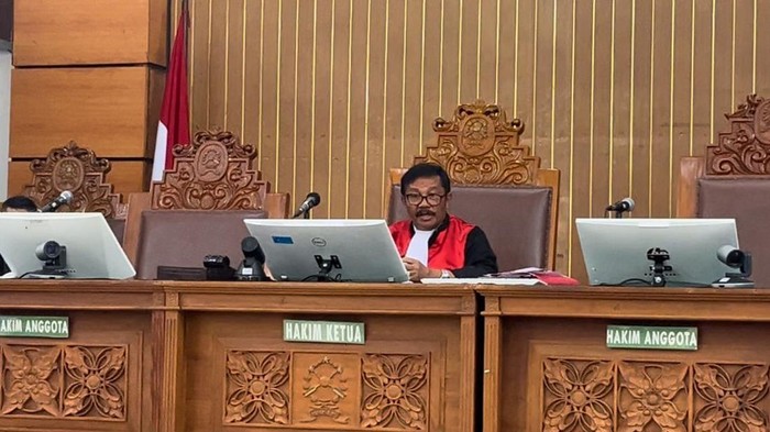 Hakim Tolak Praperadilan Tom Lembong, Status Tersangka Sah!