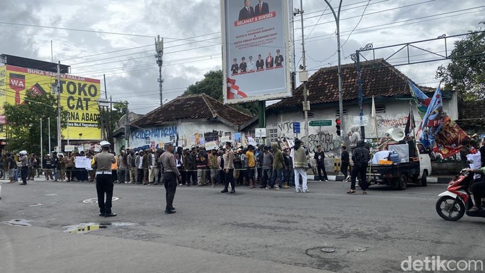 Demo Papua Merdeka di Yogya Ricuh, Polisi Berlakukan Rekayasa Lalu Lintas