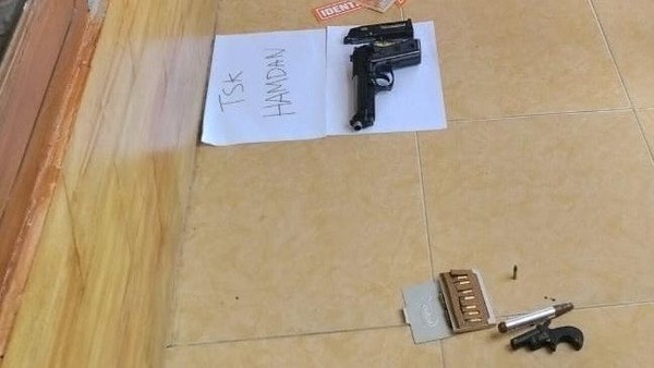 Ini Senjata Terduga Teroris di Sukabumi, Ada Pistol Seukuran Pena