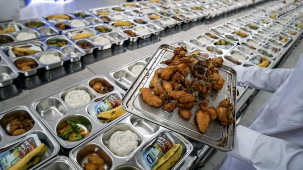 Makan Bergizi Gratis Banyak Tersisa, Siswa Diberi Hadiah-Beasiswa Jika Habiskan