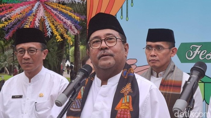 Rano soal Pengurus RW di Jakbar Minta THR ke Pengusaha: Nggak Boleh