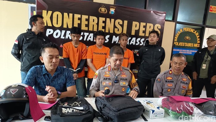 3 Pemuda Bom Molotov Pos Polantas Alauddin Berharap Makassar Rusuh