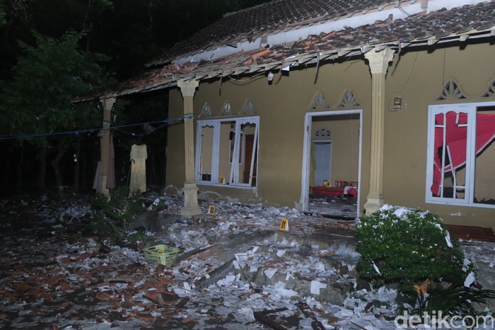 Blaar! 4 Remaja di Blitar Terluka Terkena Ledakan Mercon Rakitan