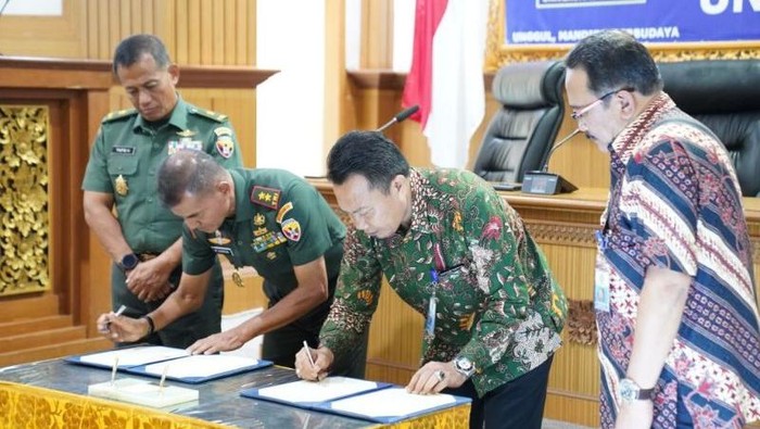 Mahasiswa Universitas Udayana Akan Demo Tolak Kerja Sama Kampus dengan TNI AD