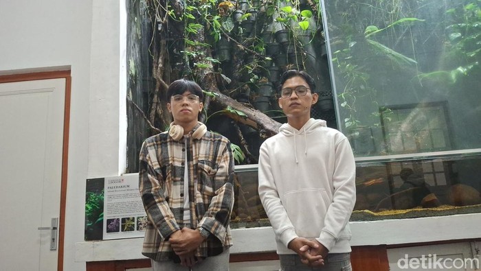 Coretan 'Adi+Santo' di Kaktus Kebun Bogor Berdalih Kenang-kenangan'