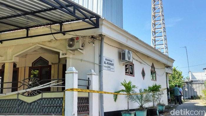 Eks Sekcam Bojonegoro Tewas Dibacok di Musala Saat Al-Fatihah Berkumandang