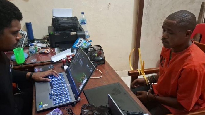 8-anggota-kkb-penyerang-guru-hingga-tewas-ditangkap-di-yahukimo-papua