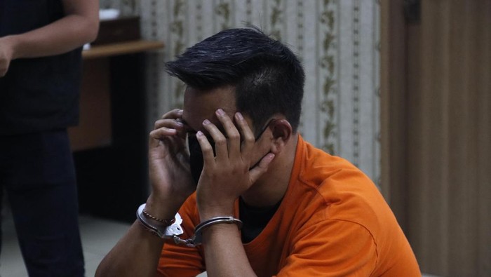 Bejat! Manager Farmasi Ini Nekat Cabuli Anak di Pesawat Citilink