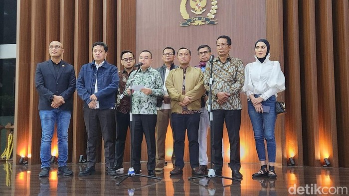 Prabowo Beri Abolisi ke Tom Lembong dan Amnesti untuk Hasto