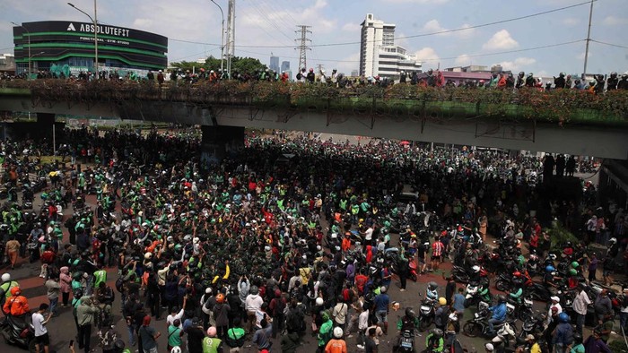 Waswas Ekonomi Goyang, Pengusaha Minta Pemerintah Cegah Aksi Massa Meluas!