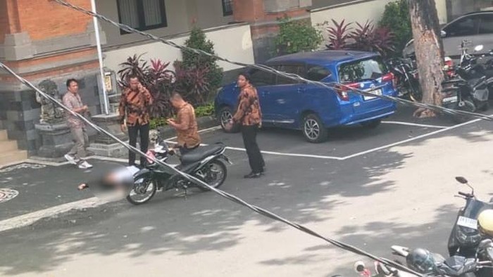 Enam Mahasiswa Unud Dipecat gegara Mencemooh Korban Bunuh Diri