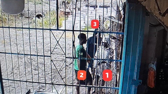 3 Anggota KKB Serang Pemilik Kios Pakai Parang di Yahukimo