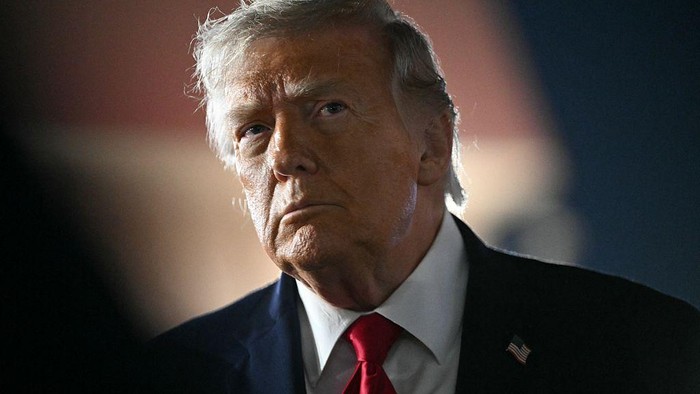 trump-dan-presiden-iran-resmi-teken-dokumen-kesepakatan-damai