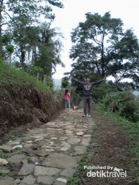 &#91;CoC Regional: Lokasi Wisata&#93; Mengisi Libur Panjang di Curug Cipendok, Banyumas