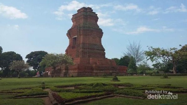 &#91;Coc Reg. Mojokerto&#93; Candi Brahu Kebanggaan Orang Mojokerto