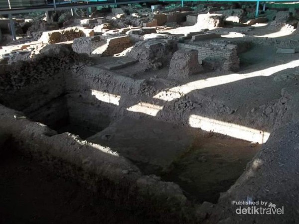 coc-reg-mojokerto-sisa-kejayaan-rumah-bangsawan-majapahit-di-candi-kedaton